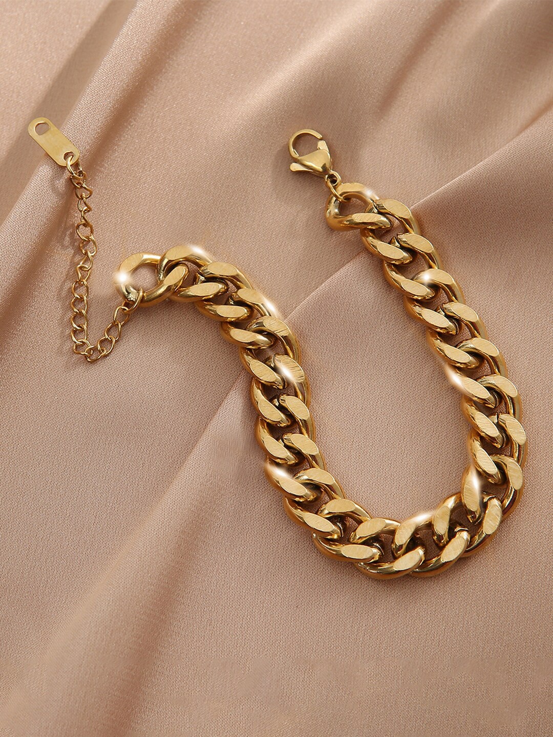 

Yellow Chimes Women Gold-Toned Gold-Plated Link Bracelet