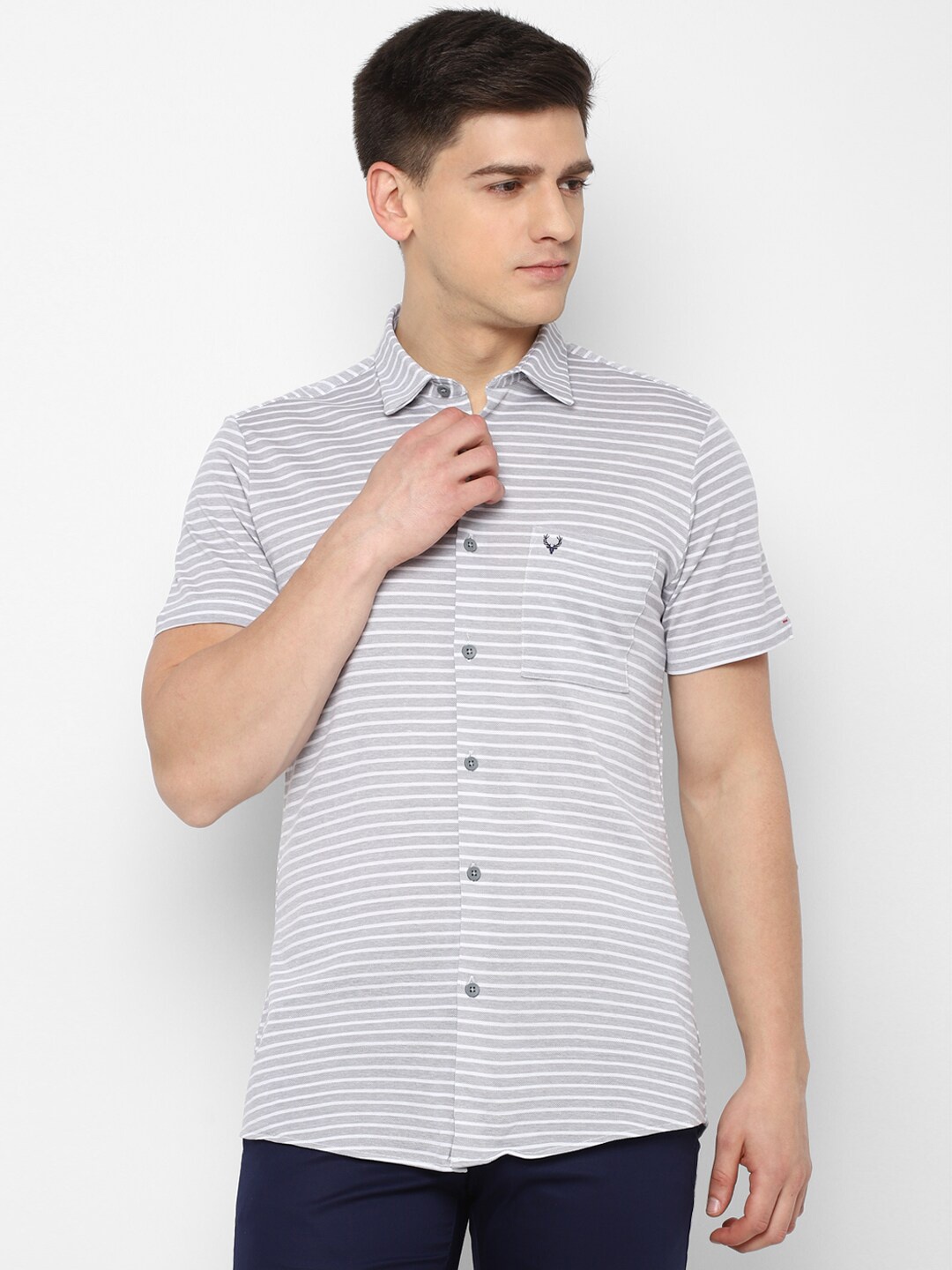 

Allen Solly Men Grey Slim Fit Horizontal Stripes Striped Casual Shirt