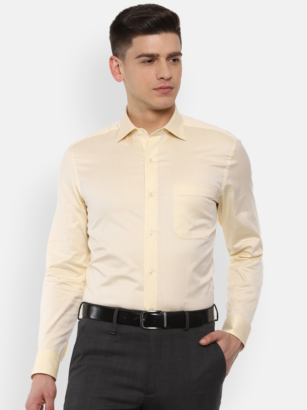 

Louis Philippe Gods & Kings Men Cream-Coloured Pure Cotton Regular Fit Formal Shirt