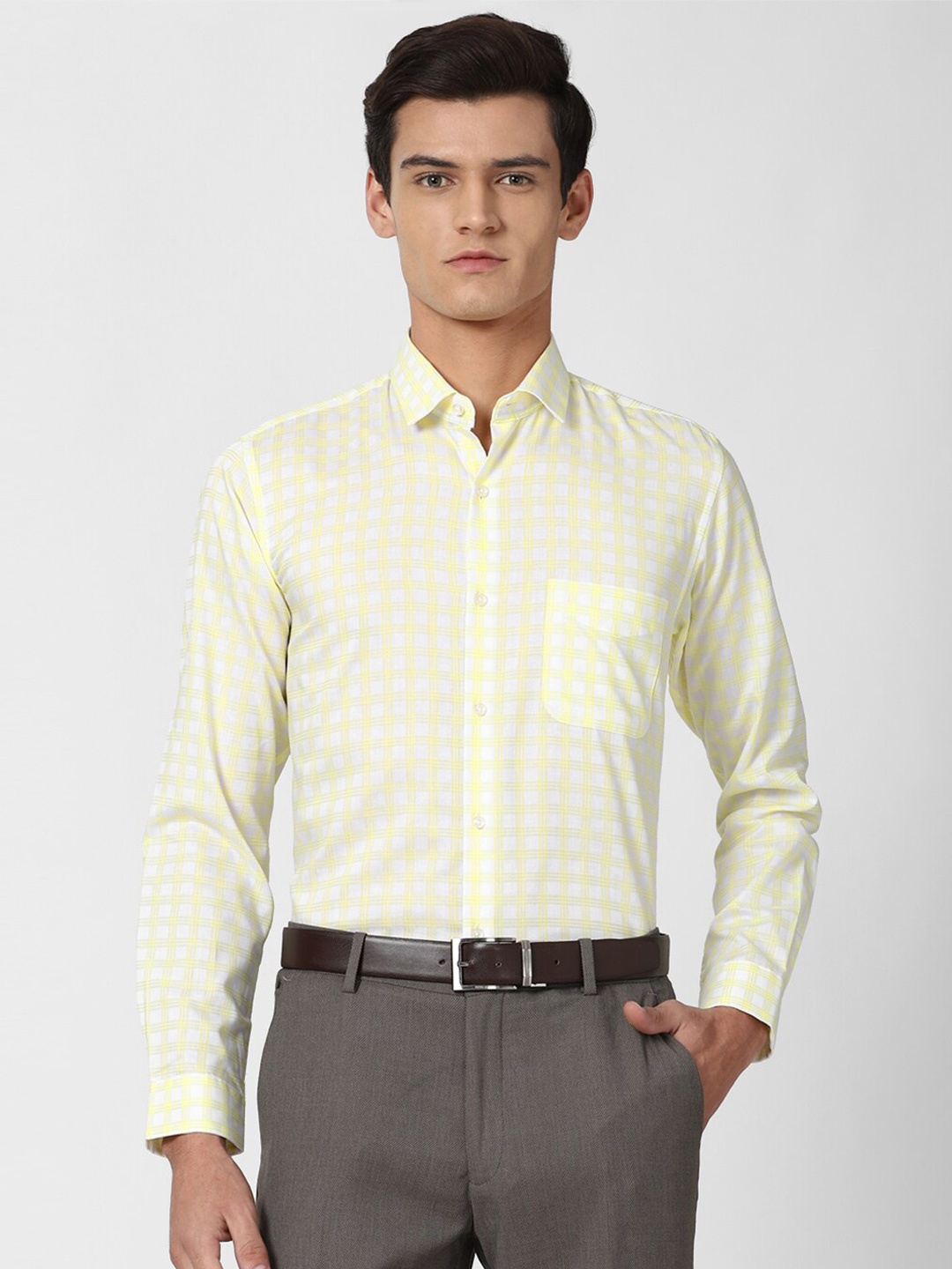 

Peter England Men Yellow Slim Fit Checked Formal Shirt