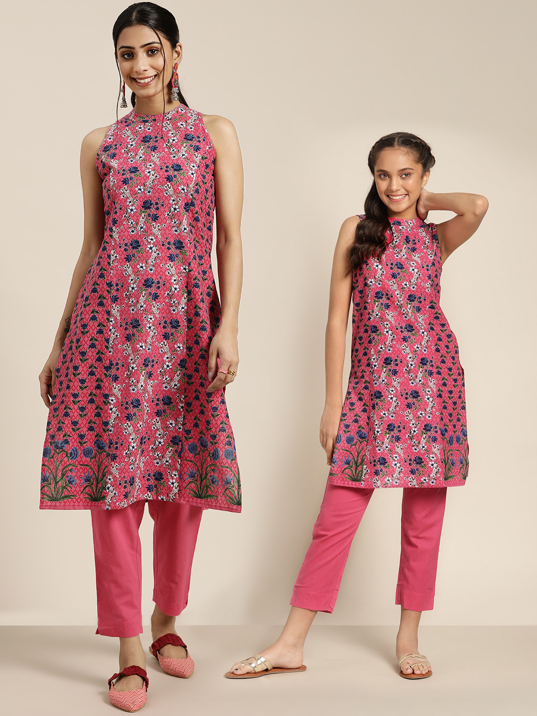 

Sangria Girls Pink & Blue Floral Print Pure Cotton A-Line Kurta with Trousers