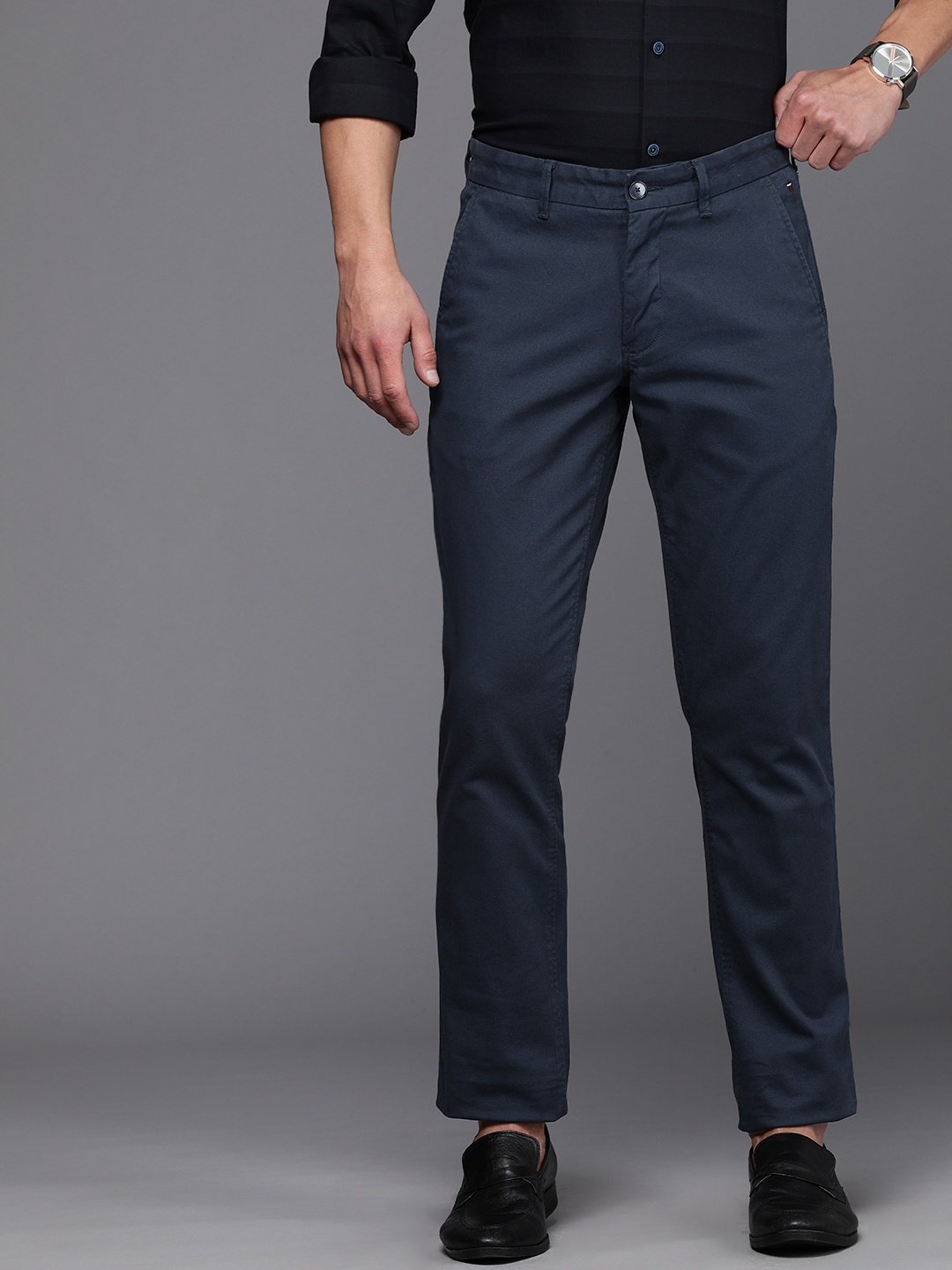 

Louis Philippe Sport Men Navy Blue Slim Fit Chinos