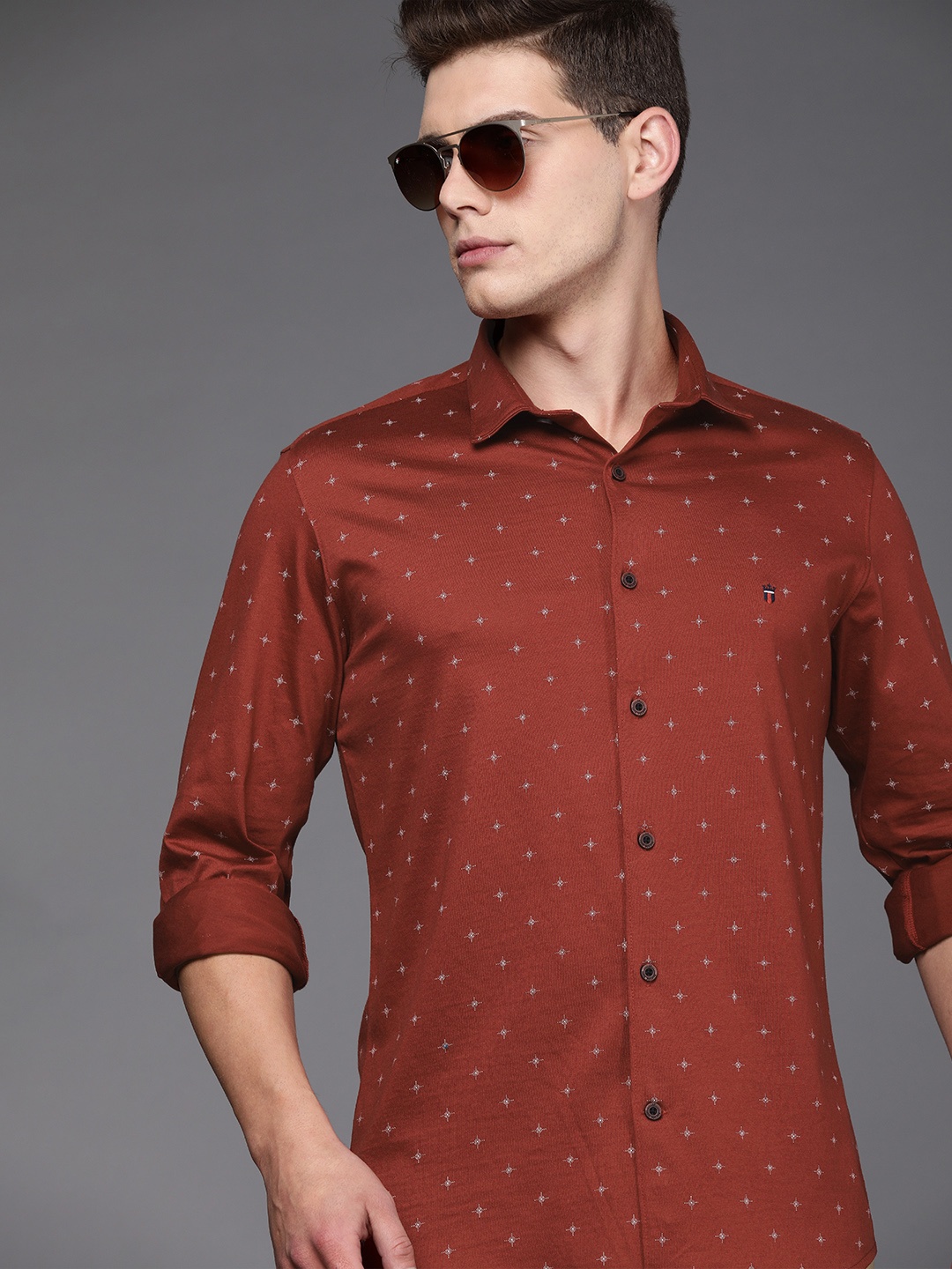 

Louis Philippe Sport Men Red Printed Slim Fit Pure Cotton Casual Shirt