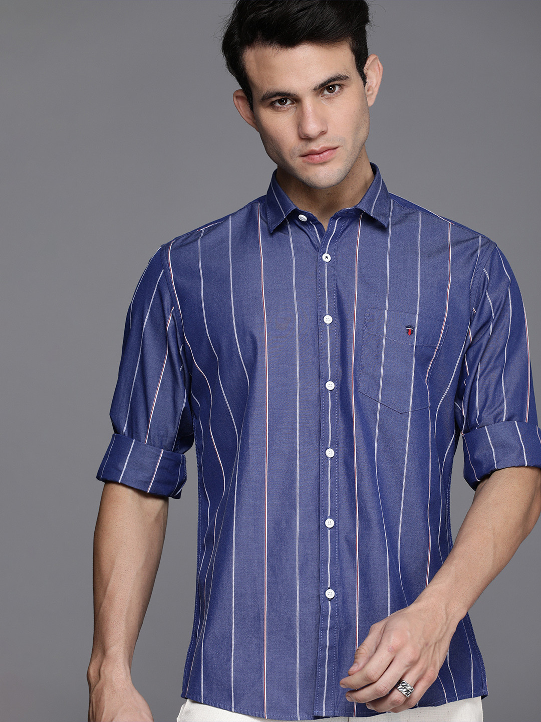 

Louis Philippe Sport Slim Fit Vertical Stripes Pure Cotton Casual Shirt, Blue