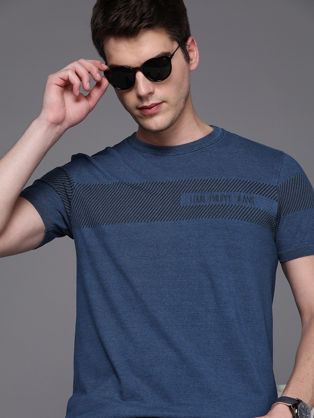 

Louis Philippe Jeans Men Round Neck Knitted T-shirt, Navy blue