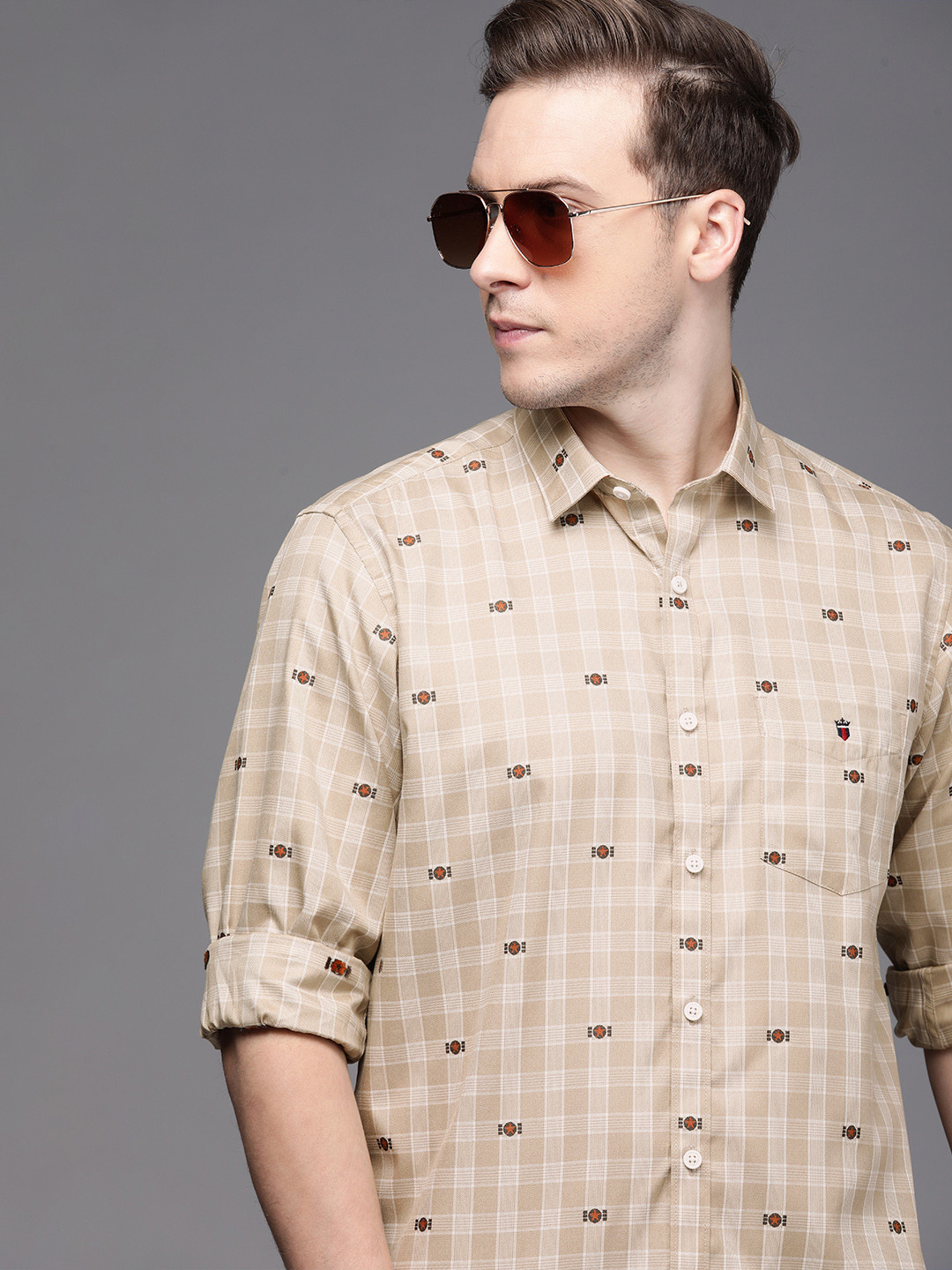 

Louis Philippe Sport Men Beige Slim Fit Checked Casual Shirt