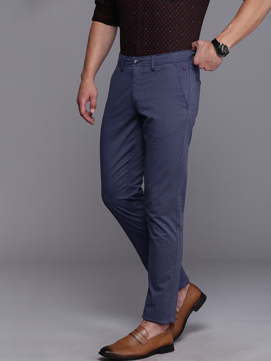 

Louis Philippe Sport Men Navy Blue Slim Fit Low-Rise Chinos Trousers