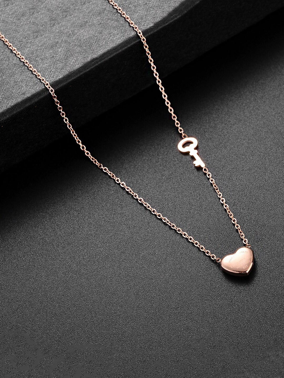 

Yellow Chimes Rose Gold-Plated Heart Shaped Stainless Steel Pendant with Chain