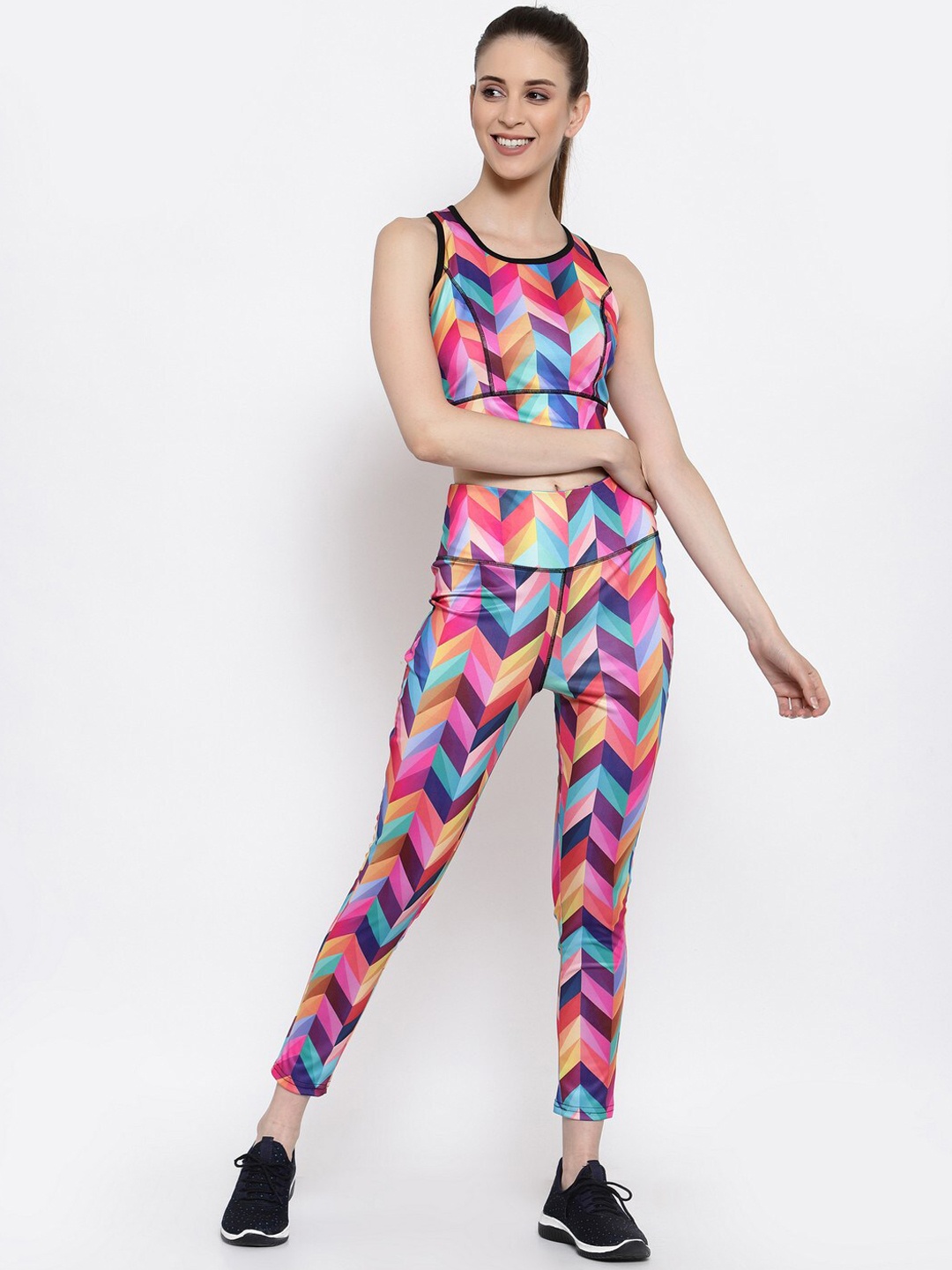 

Selvia Women Pink & Blue Geometric Slim-Fit Tracksuit