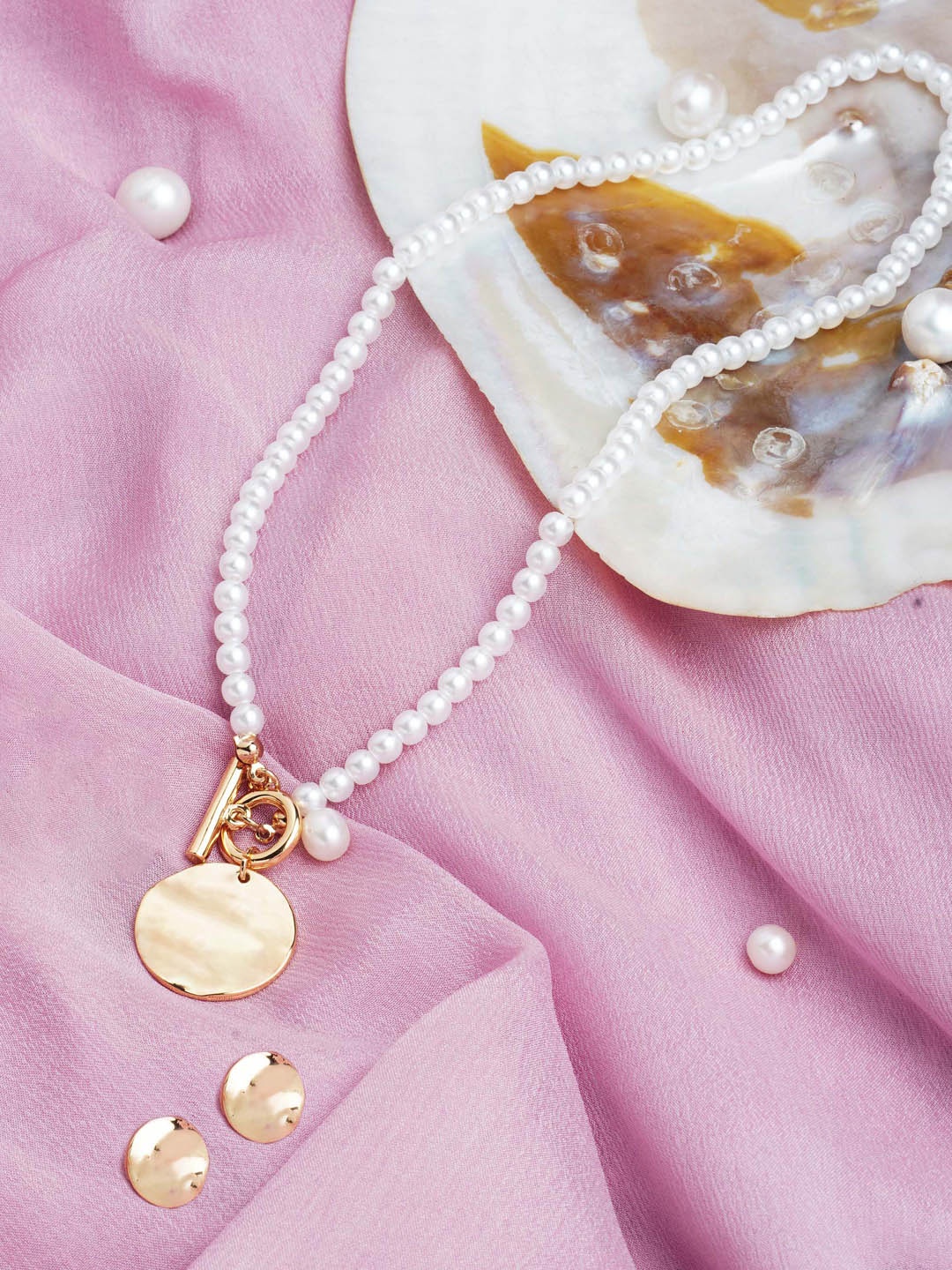 

AMI Gold-Plated & White Pearls Beaded Necklace Set