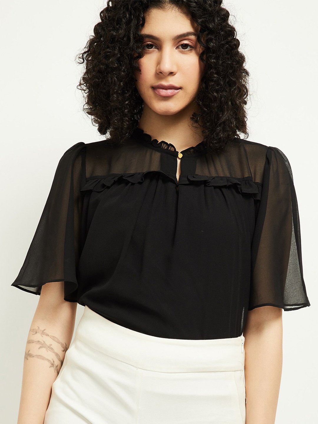 

max Women Black Keyhole Neck Top