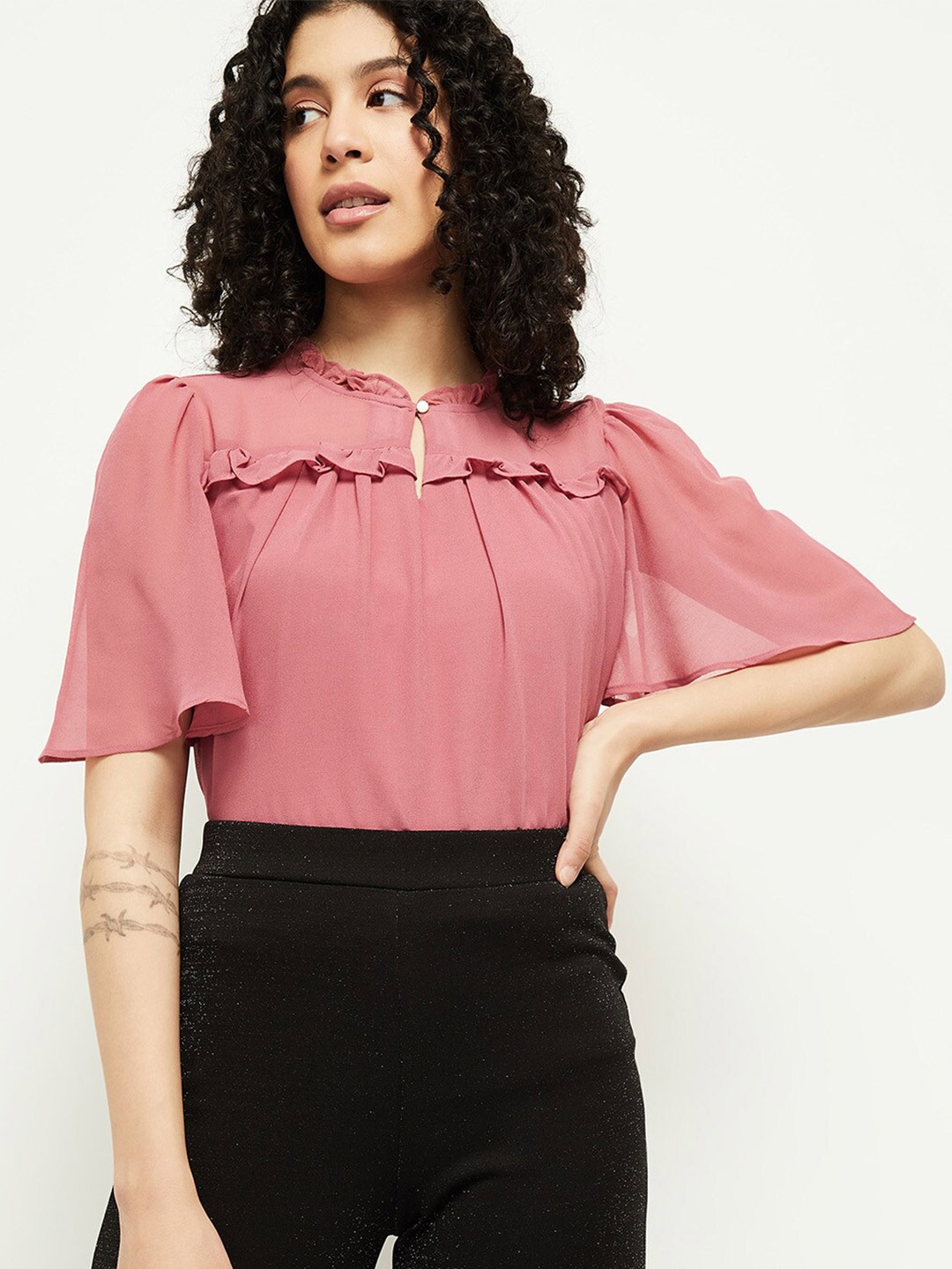 

max Pink Keyhole Neck Top