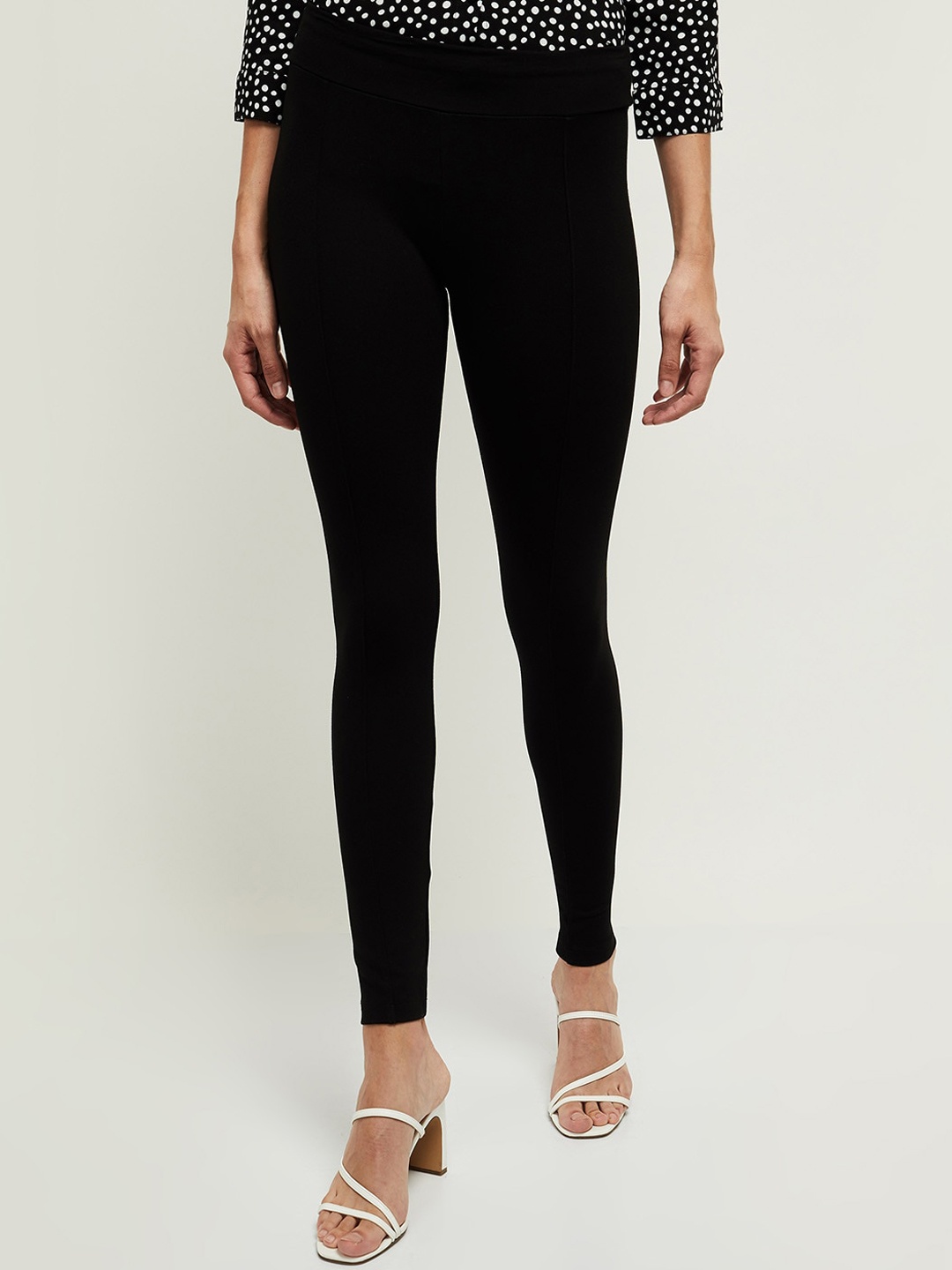 

max Women Black Trousers