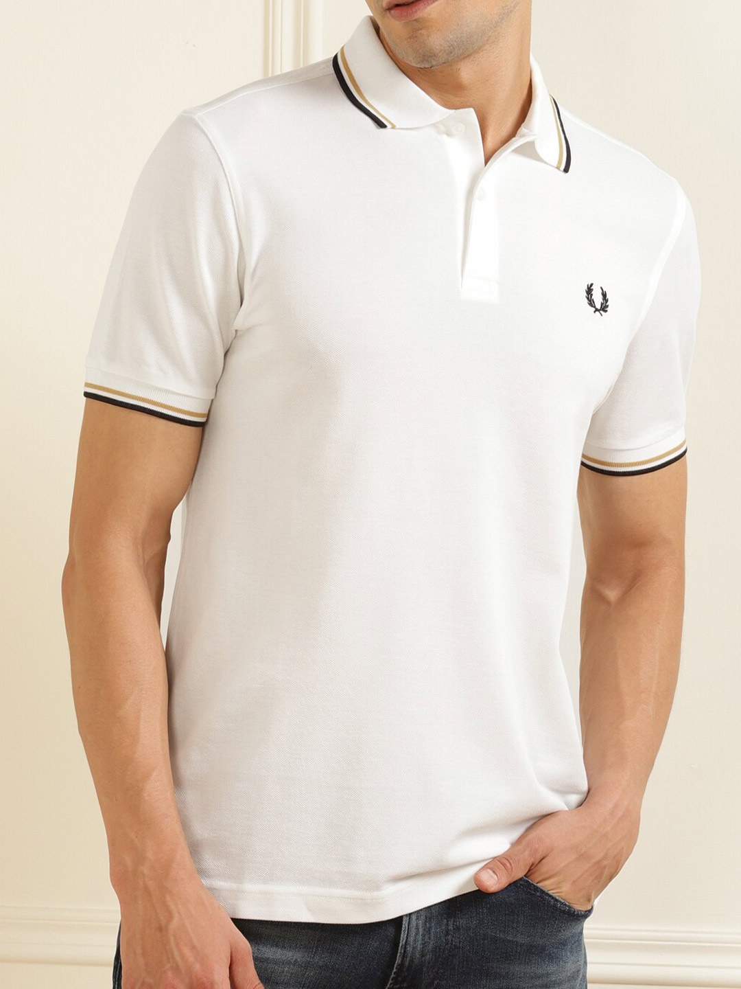 

Fred Perry Men White Polo Collar Cotton Applique T-shirt