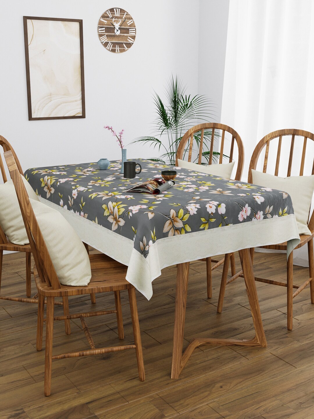 

Clasiko Grey & Pink Floral 4 Seater Dining Table Cover