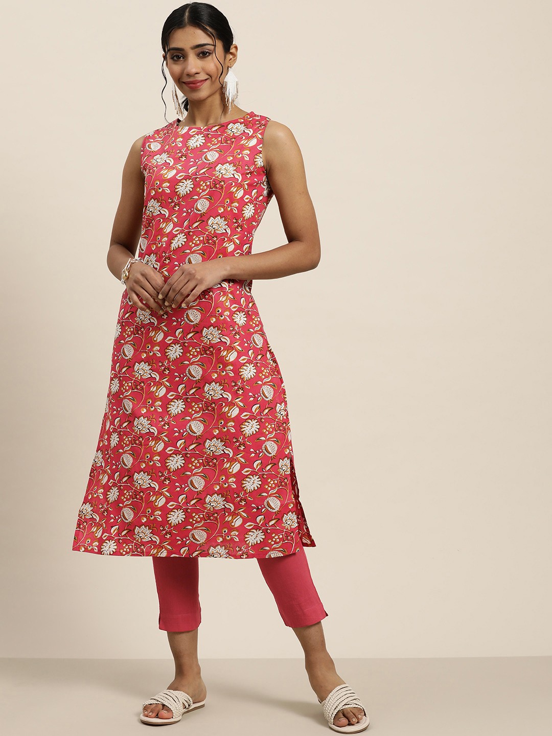 

Sangria Women Pink Ethnic Motifs Printed Pure Cotton Kurta with Trousers