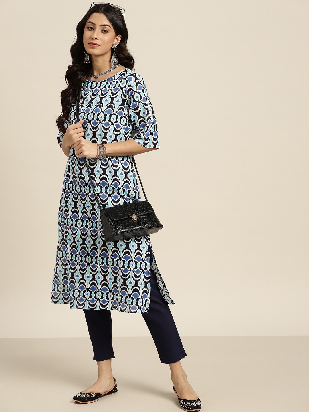 

Sangria Women Blue Ethnic Motifs Printed Pure Cotton Kurta with Trousers