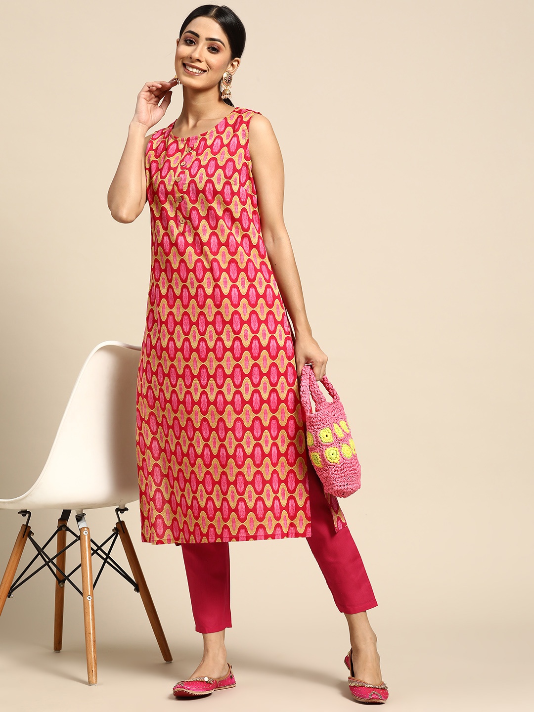 

Sangria Women Pink & Beige Ethnic Motifs Printed Pure Cotton Kurta with Trousers