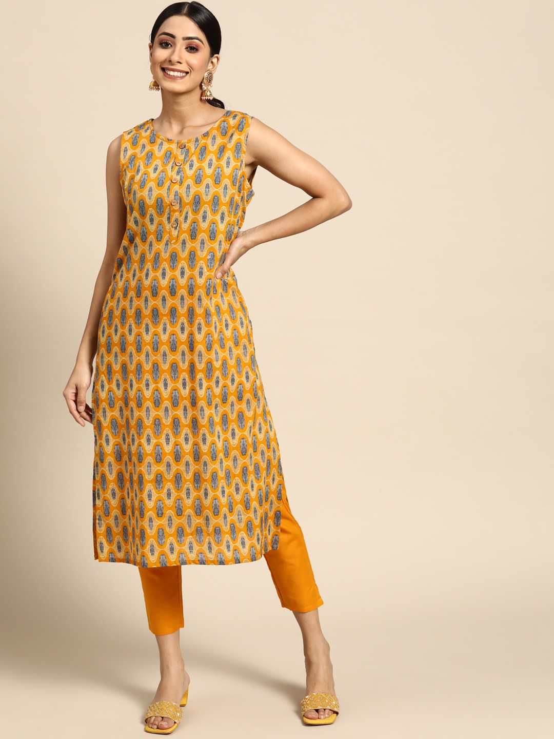 

Sangria Women Mustard Yellow & Grey Ethnic Motifs Printed Pure Cotton Kurta with Trousers