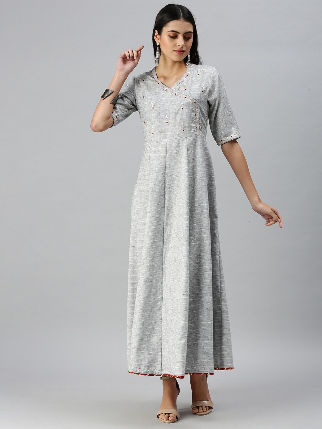 

SHOWOFF Women Grey Geometric Yoke Design Thread Work Anarkali Kurta