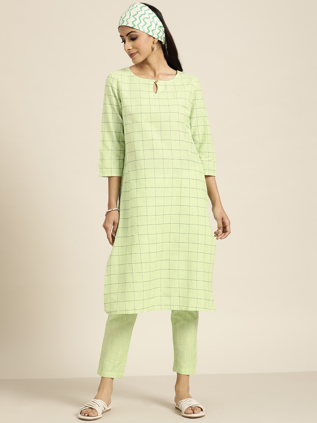 

Sangria Women Green Thread Work Kurta with Trousers