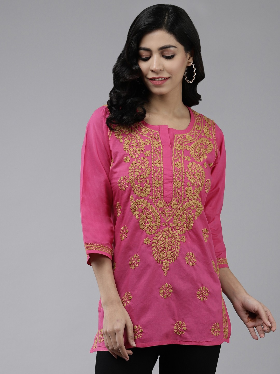 

ADA Women Pink & Beige Ethnic Motifs Chikankari Embroidered Handloom Kurti