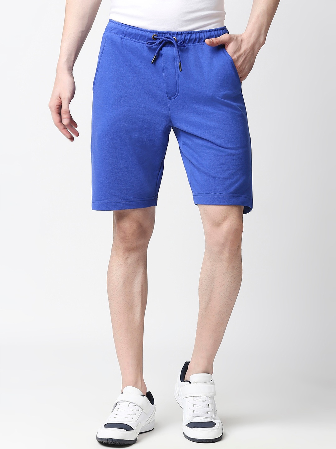 

Bewakoof Men Blue Shorts