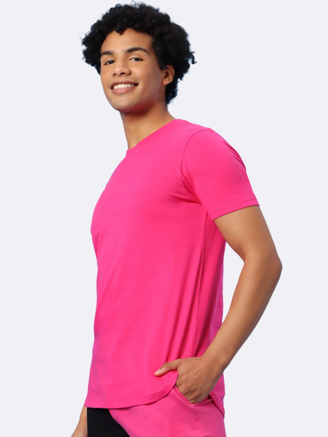 

Bewakoof Men Pink Solid Round Neck Pure Cotton T-shirt