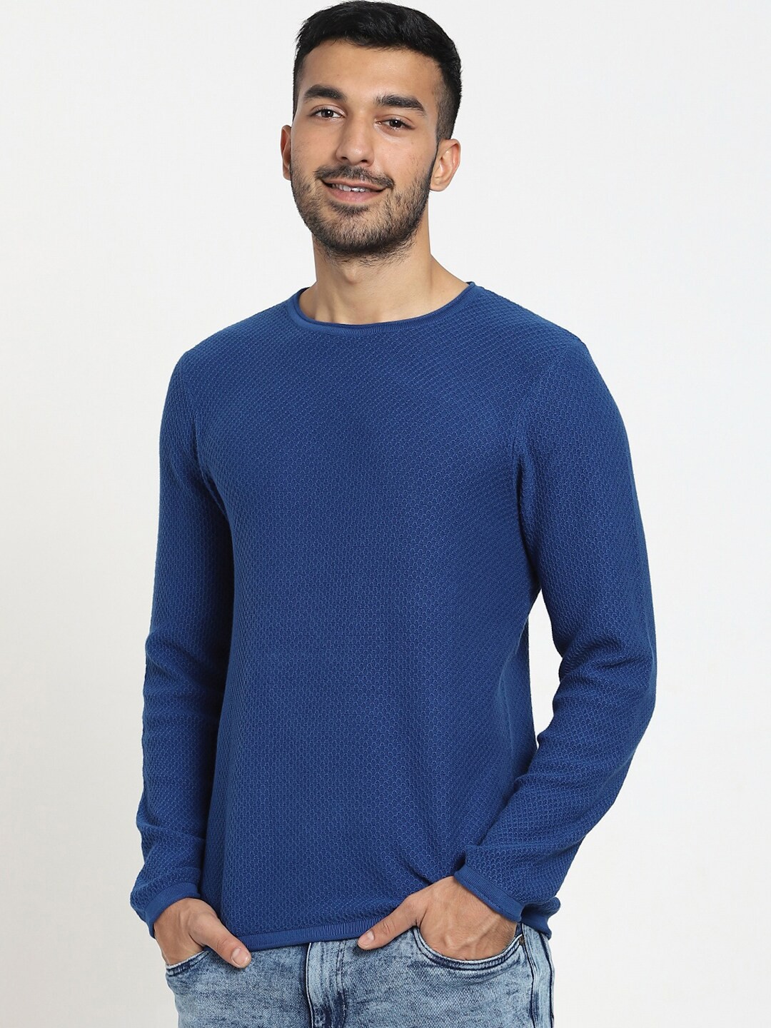 

Bewakoof Men Flat Knit Sweater, Blue