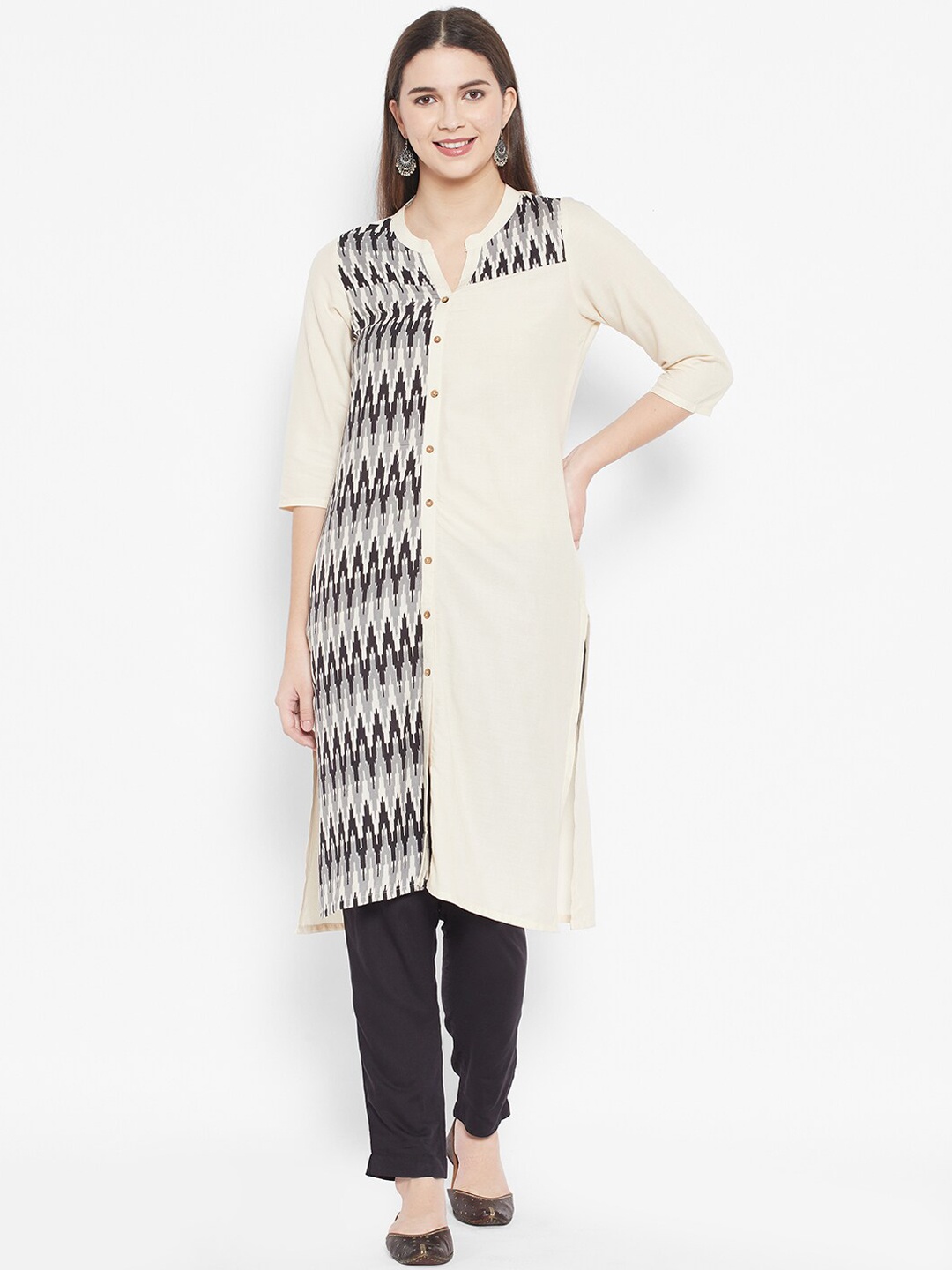 DESI BEATS Women Off White Geometric Kurta