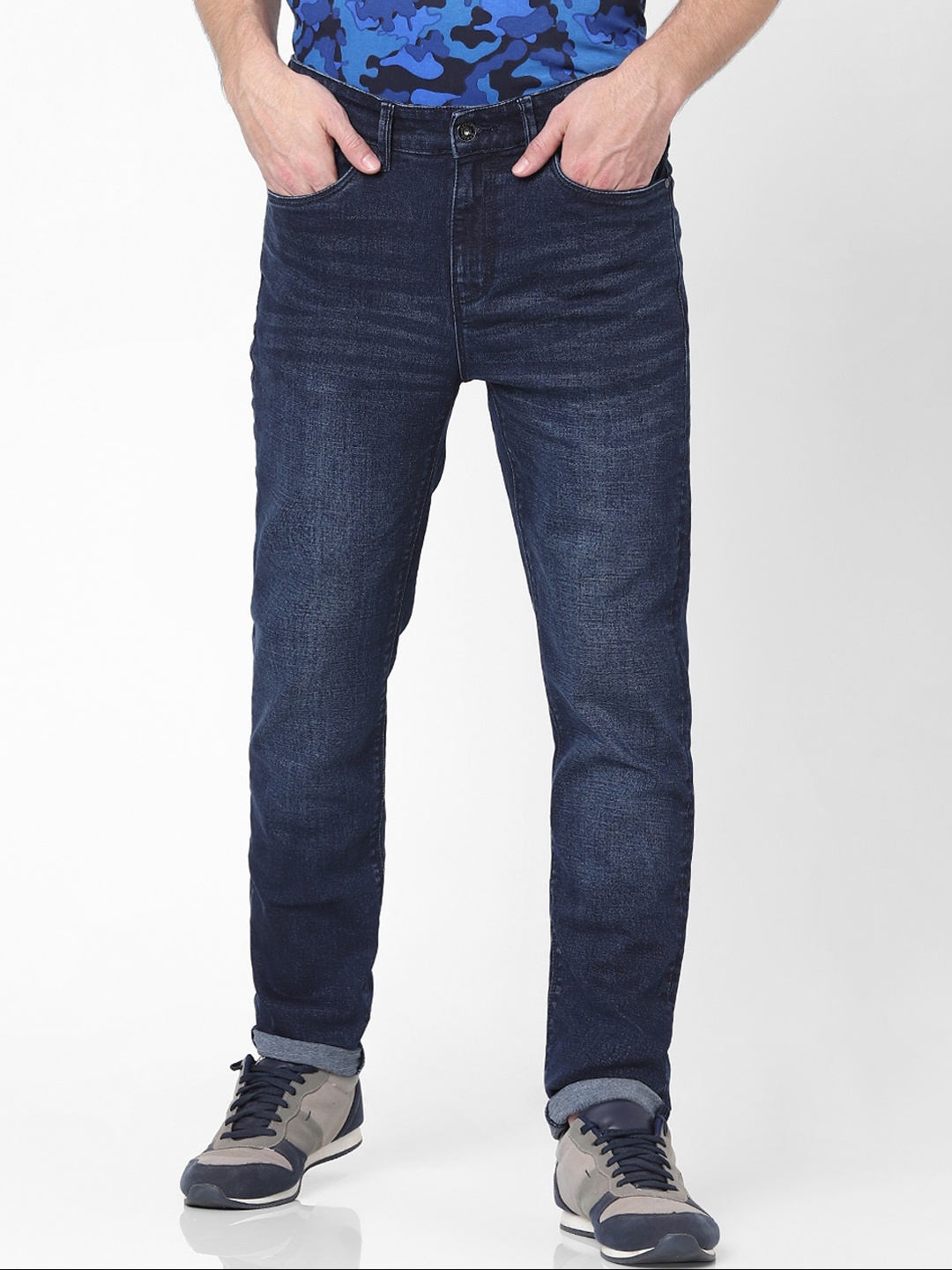 

Celio Men Blue Slim Fit Light Fade Stretchable Jeans
