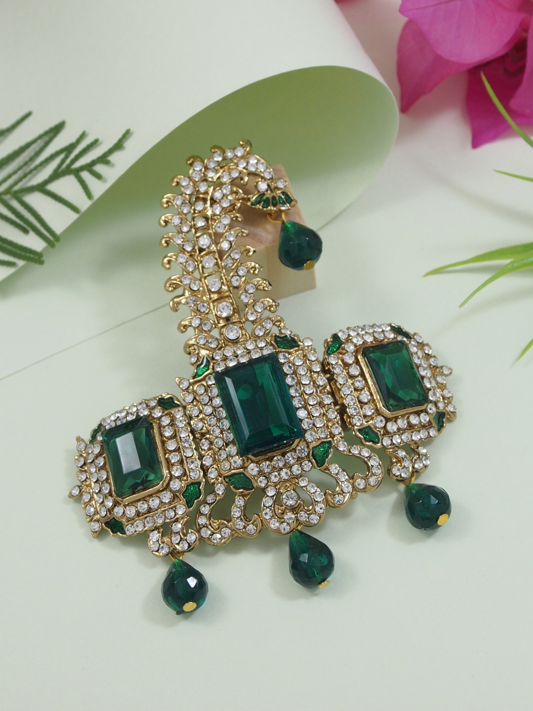 

I Jewels Men Green & Gold-Toned Gold Plated Stone Studded & Beaded Maharaja Pagdi Kalangi