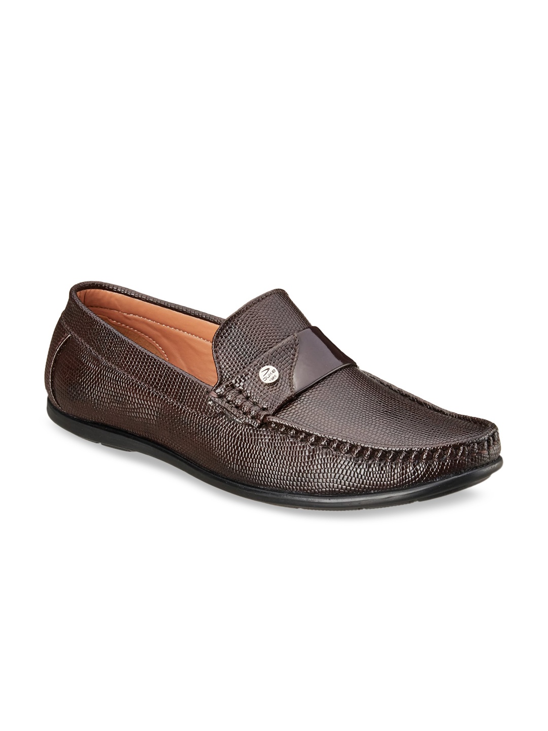 

Duke Men Brown Textured Loafers