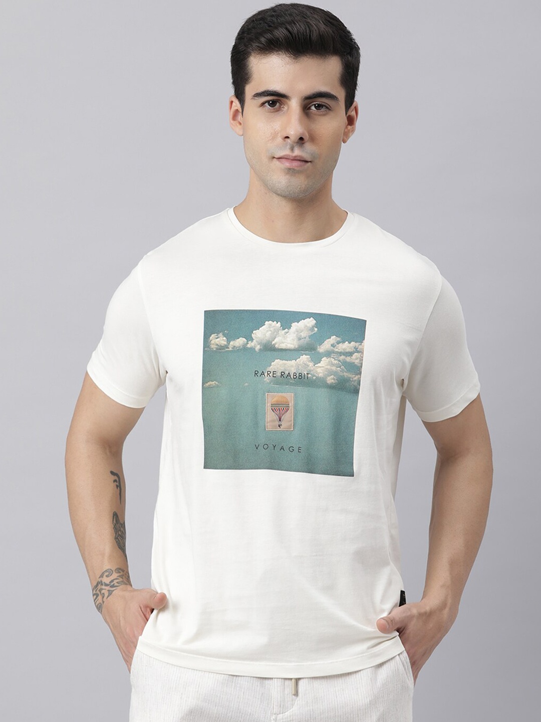 

RARE RABBIT Men Off White Printed Pure Cotton Slim Fit T-shirt