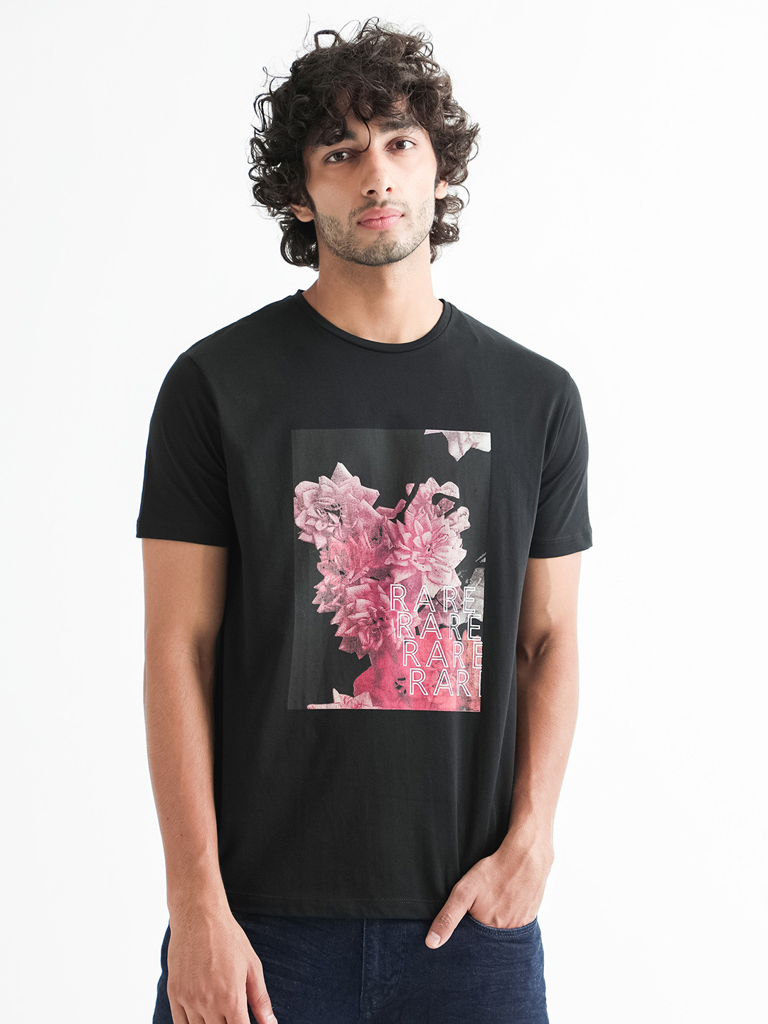 

RARE RABBIT Men Black Printed Pure Cotton Slim Fit T-shirt