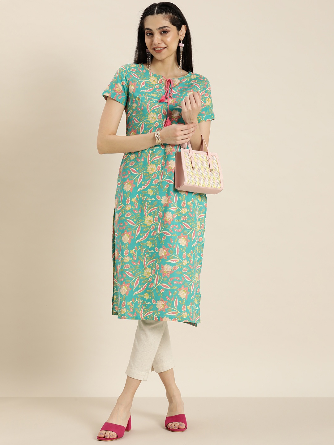 

Moda Rapido Women Green & Coral Pink Floral Straight Printed Kurta