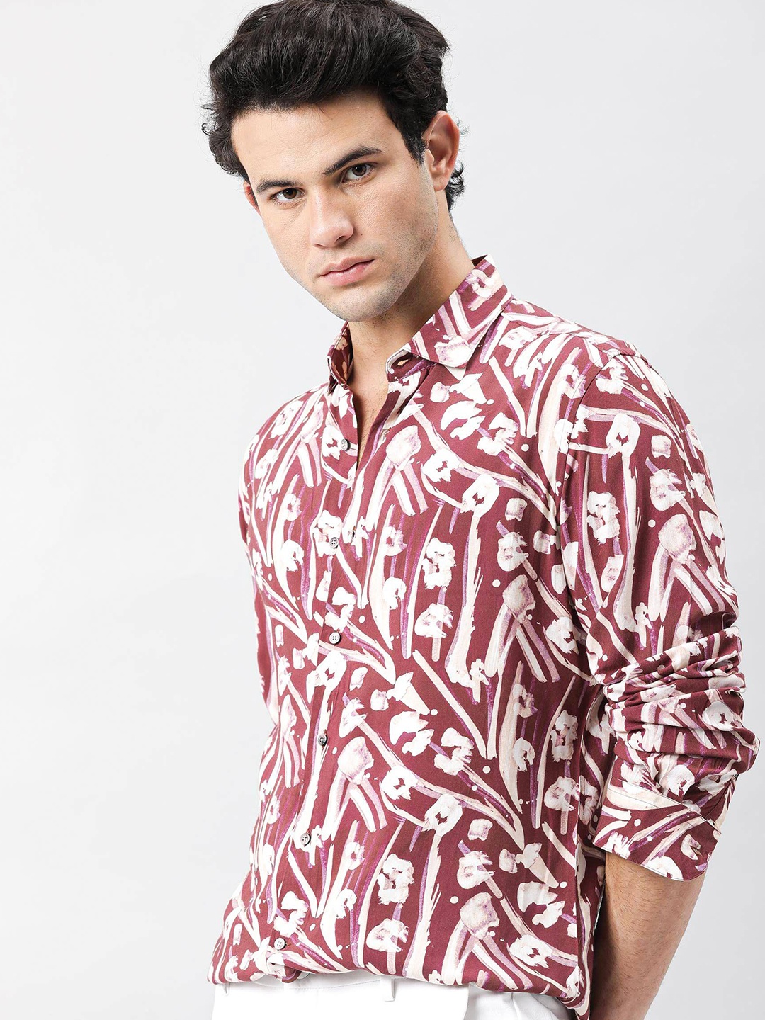 

RARE RABBIT Men Brown Custom Slim Fit Printed Casual Shirt