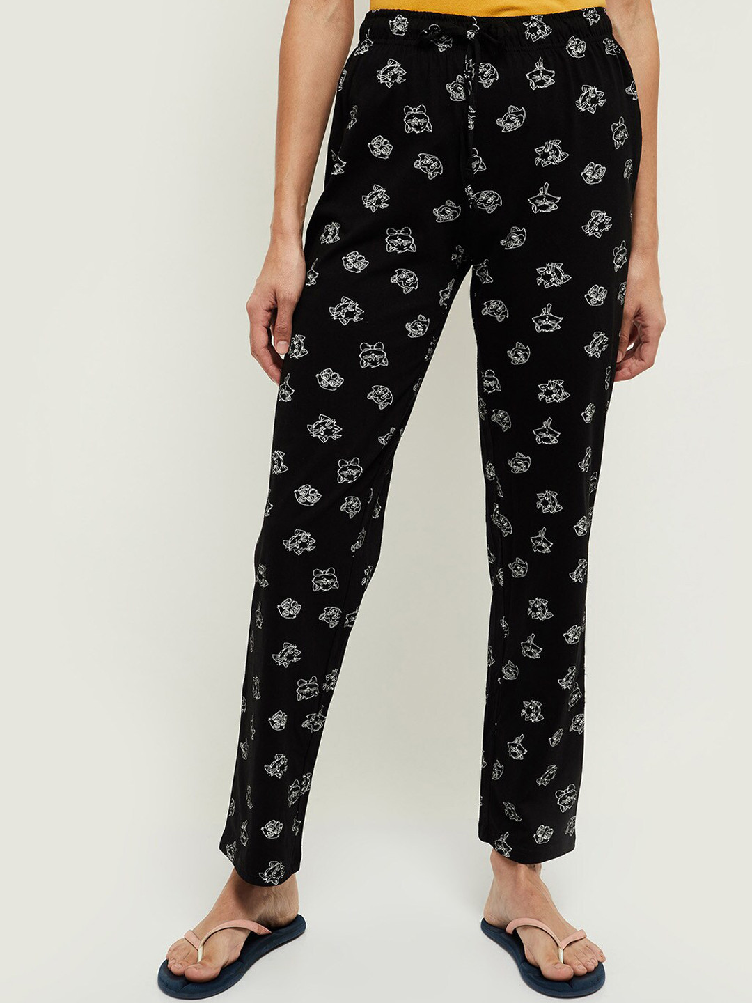 

max Women Black & White Printed Pure Cotton Lounge Pants