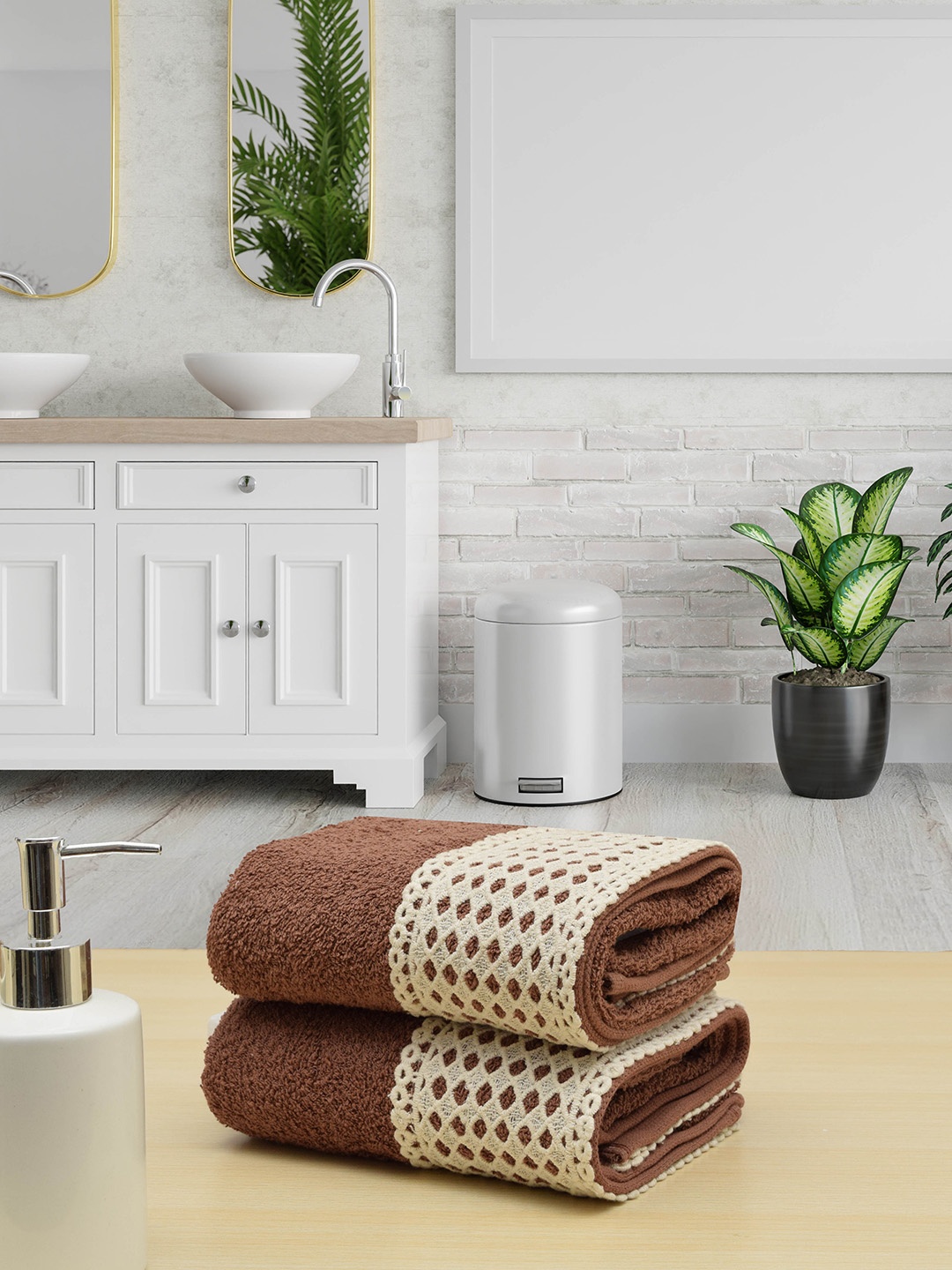 

RANGOLI Set of 2 Brown 620 GSM Cotton Hand Towels