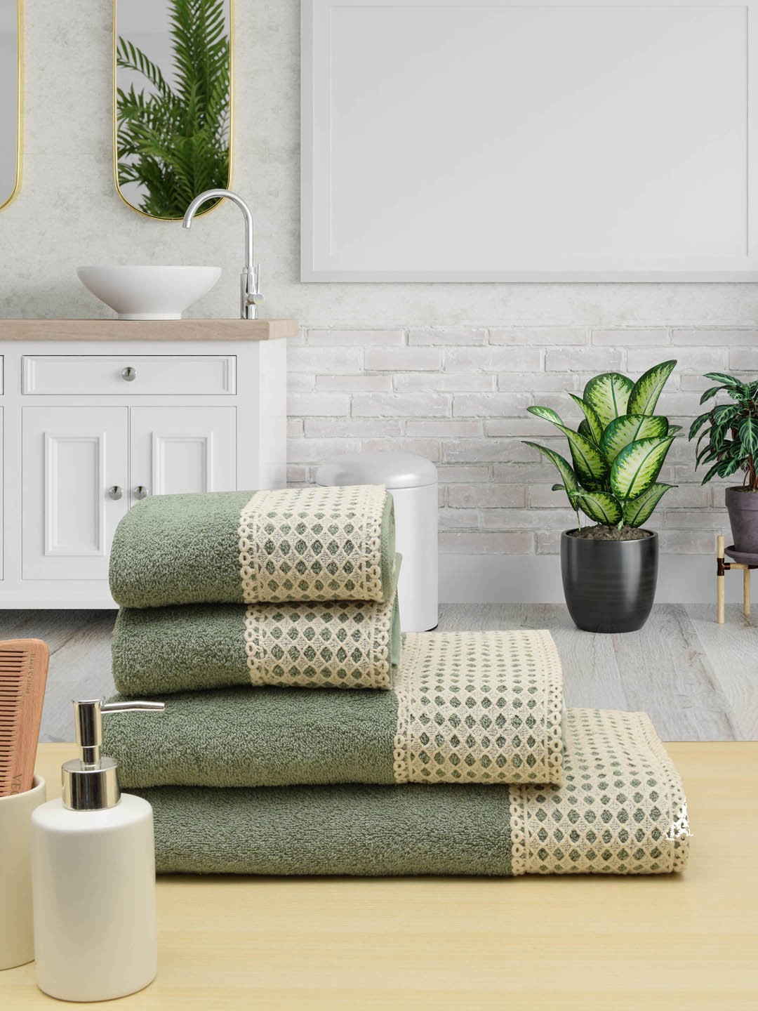 

RANGOLI Set Of 4 Green Alpana Lace 600 GSM Towel Set
