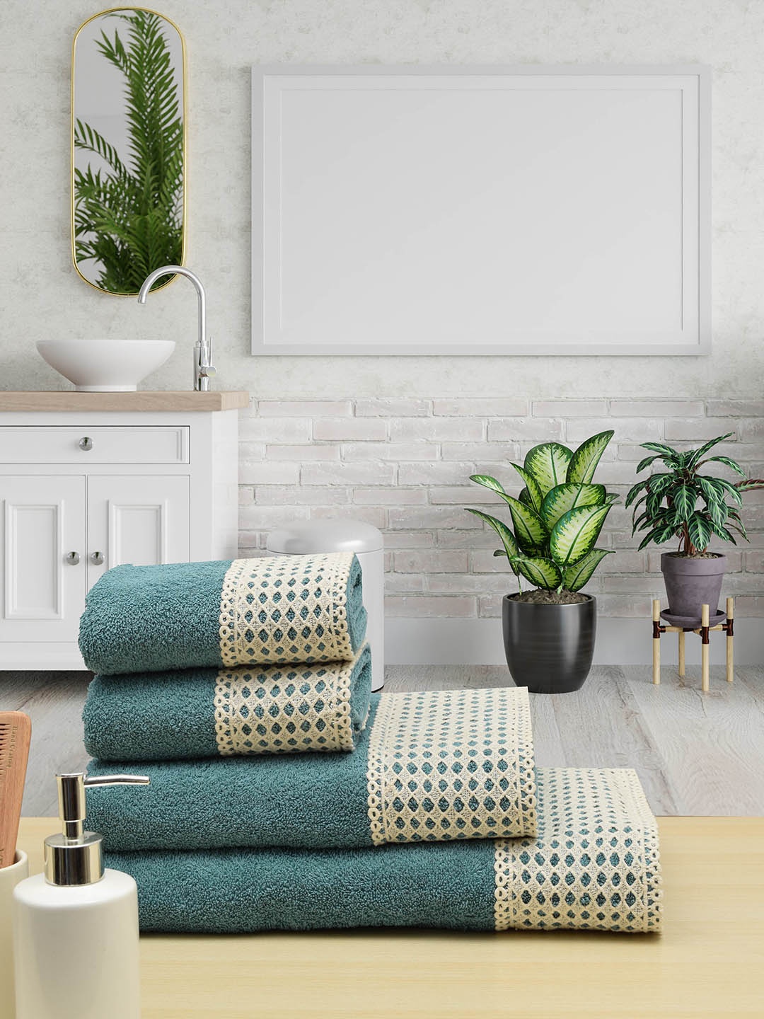 

RANGOLI Teal & Cream-Coloured Pack Of 4 Colourblocked Towel, Blue