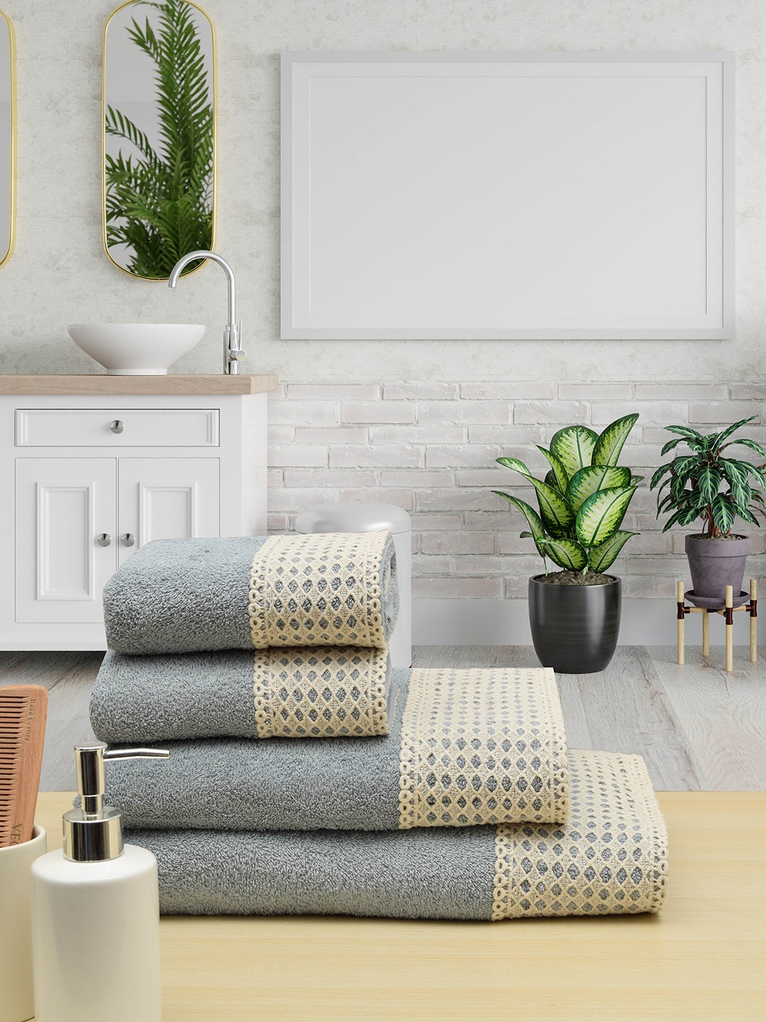 

RANGOLI Set Of 4 Grey 620 GSM Alpana Lace Bath Towel Set With Lace Detail