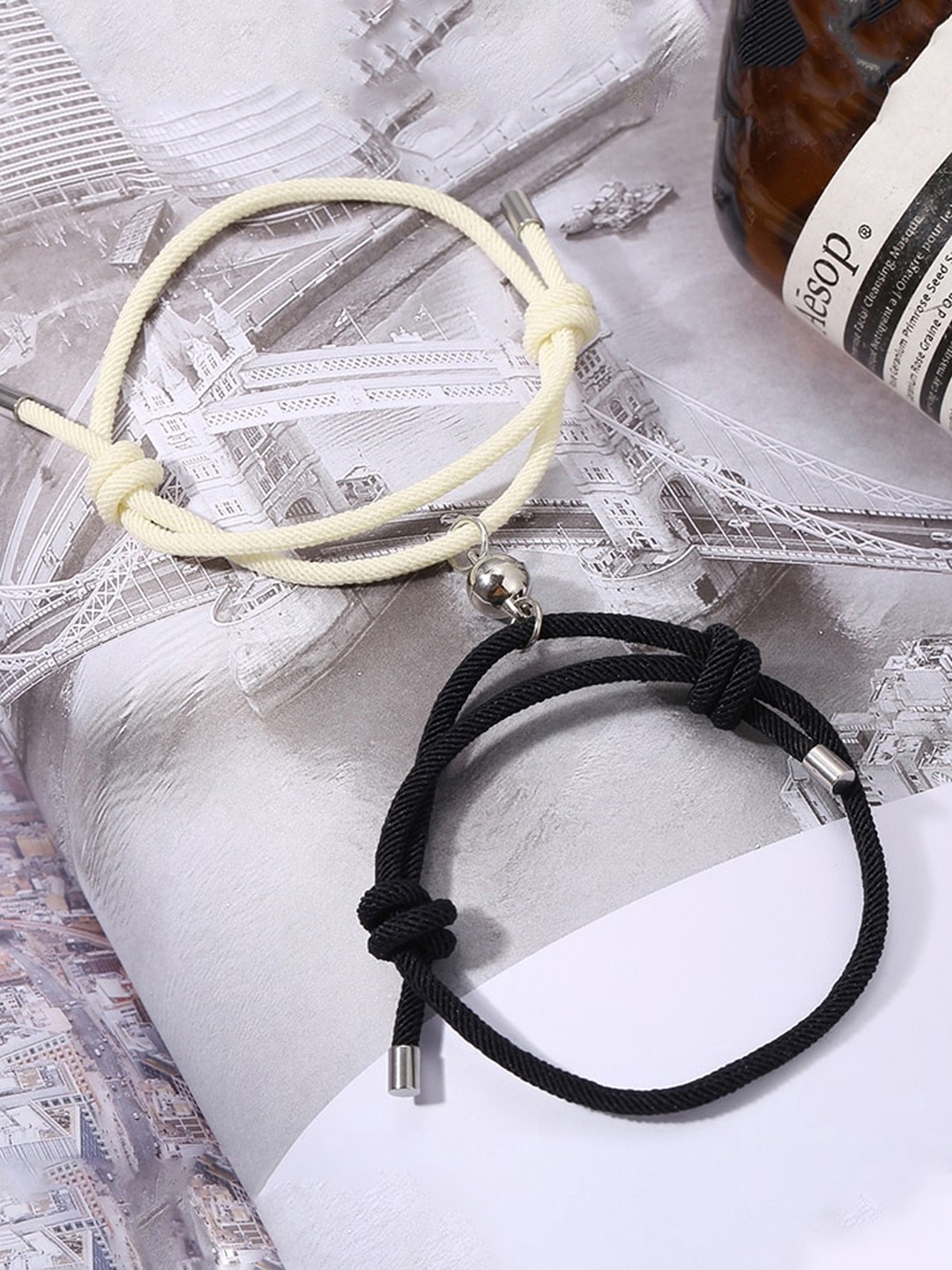 

Yellow Chimes 2 Pcs Unisex Adjustable White Black Couple Bracelet