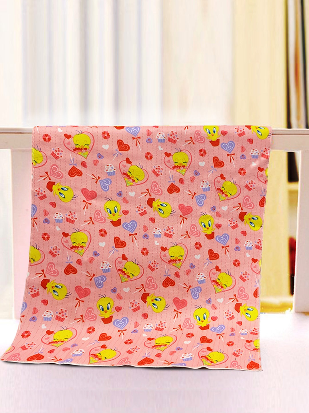 

YK Kids Looney Tunes Printed Medium Size Mattress Protector, Peach