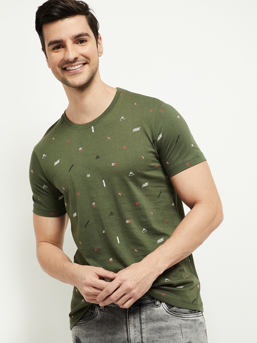 

max Men Green & Red Printed Round Neck Cotton T-shirt