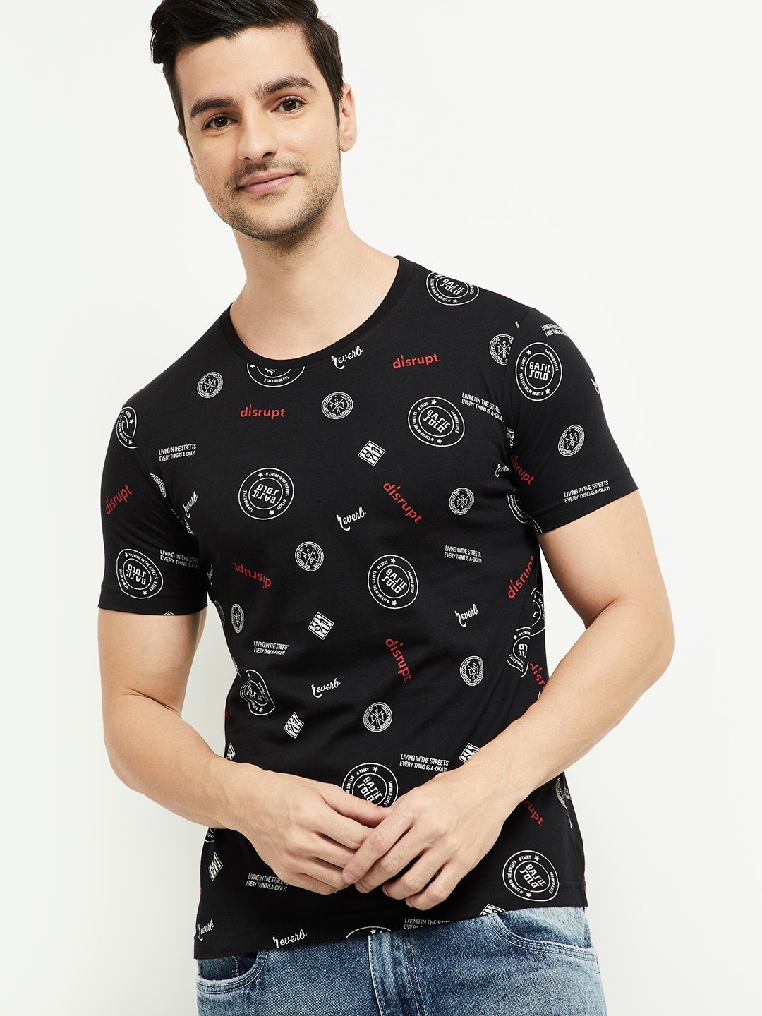 

max Men Black Printed T-shirt