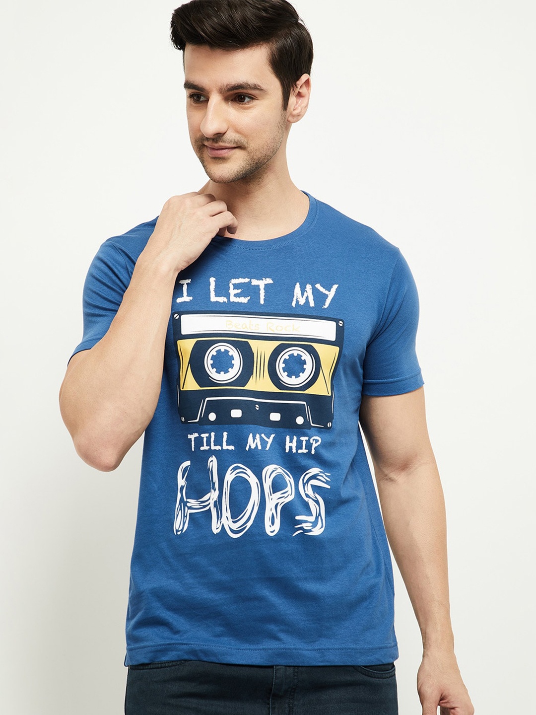 

max Men Blue Typography Printed Pure Cotton T-shirt