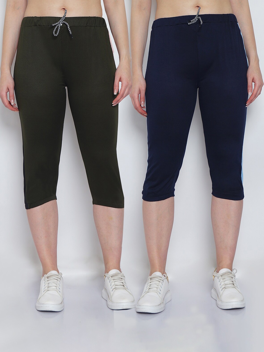 

GRACIT Women Pack of 2 Green & Navy Blue Solid Capris