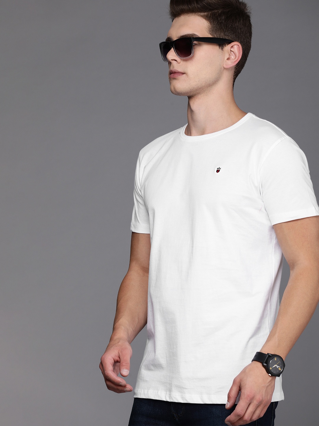 

Louis Philippe Jeans Men White Slim Fit Pure Cotton T-shirt