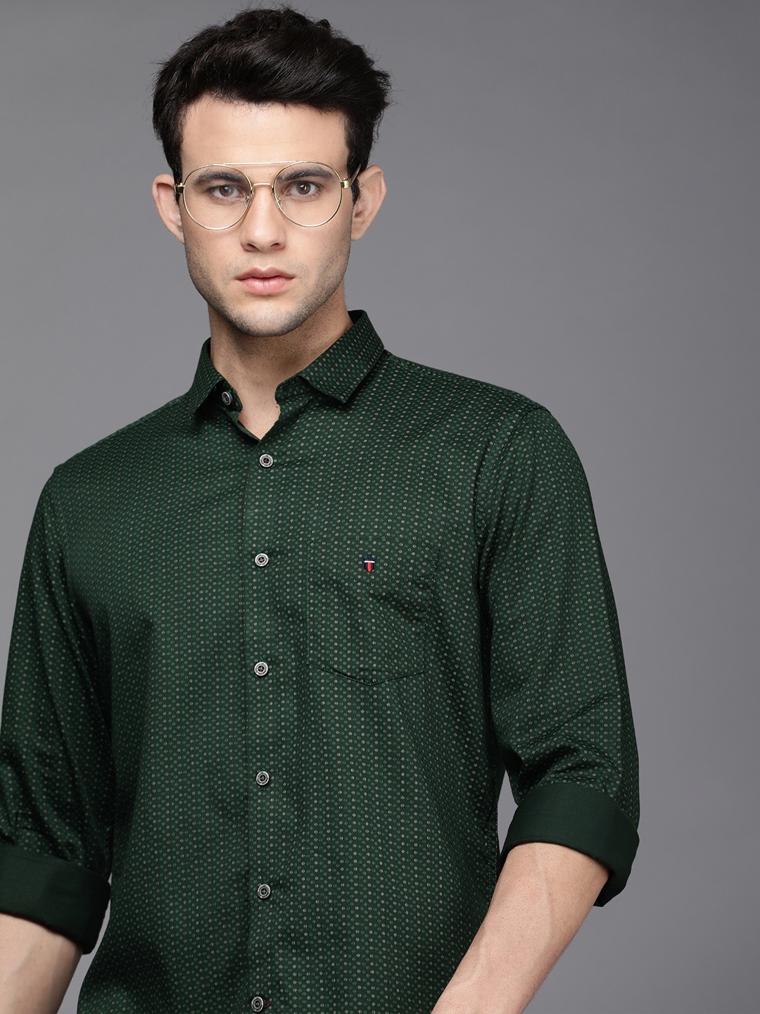 

Louis Philippe Sport Men Green Slim Fit Printed Casual Shirt